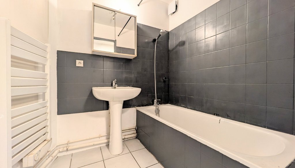 APPARTEMENT T2 A VENDRE - CHAMBERY MONGE - 38.88 m2 - 125 000 &euro;