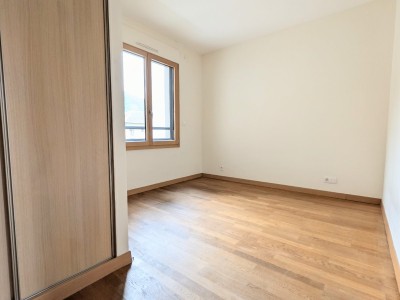 APPARTEMENT T3 A VENDRE - CHALLES LES EAUX - 69.71 m2 - 320 000 €
