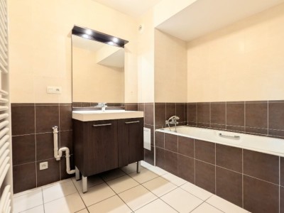 APPARTEMENT T3 A VENDRE - CHALLES LES EAUX - 69.71 m2 - 320 000 €