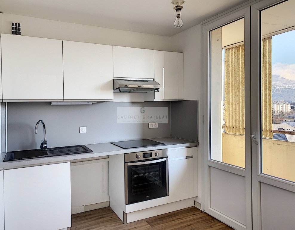 APPARTEMENT T3 A VENDRE - CHAMBERY - 53 m2 - 199 000 &euro;