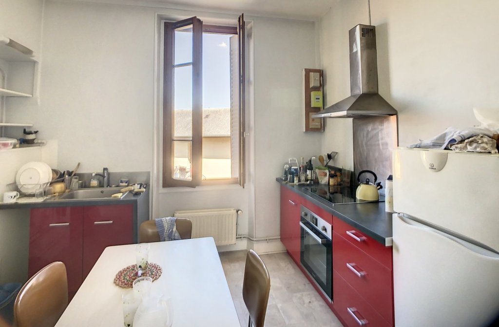 APPARTEMENT T3 A VENDRE - CHAMBERY - 62 m2 - 189 000 &euro;