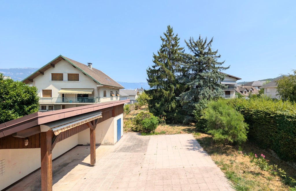 MAISON A LOUER - COGNIN - 104 m2 - 1 461,65 &euro; charges comprises par mois