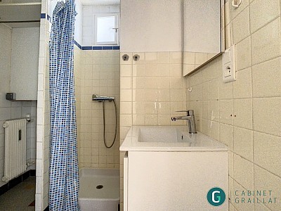 STUDIO A LOUER - CHAMBERY - 23.62 m2 - 510 € charges comprises par mois