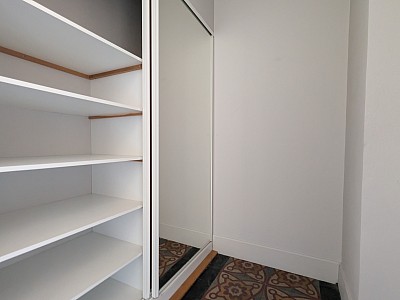 STUDIO A LOUER - CHAMBERY - 23.88 m2 - 458 € charges comprises par mois