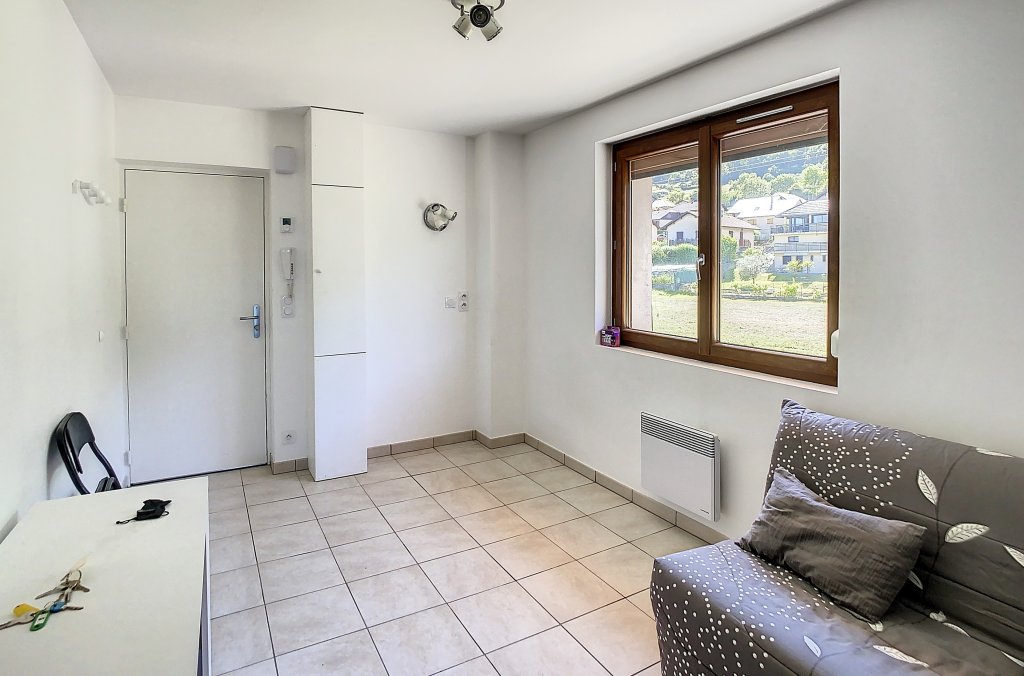 STUDIO A LOUER - LE BOURGET DU LAC - 24.85 m2 - 454,81 &euro; charges comprises par mois
