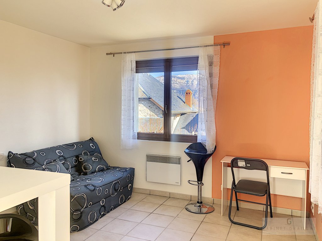 STUDIO A LOUER - LE BOURGET DU LAC - 20.37 m2 - 444 &euro; charges comprises par mois