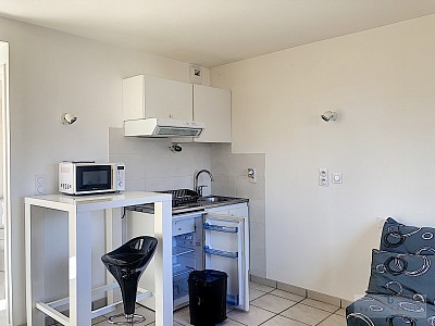 STUDIO A LOUER - LE BOURGET DU LAC - 20.37 m2 - 444 &euro; charges comprises par mois