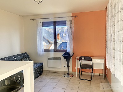 STUDIO A LOUER - LE BOURGET DU LAC - 20.37 m2 - 444 &euro; charges comprises par mois