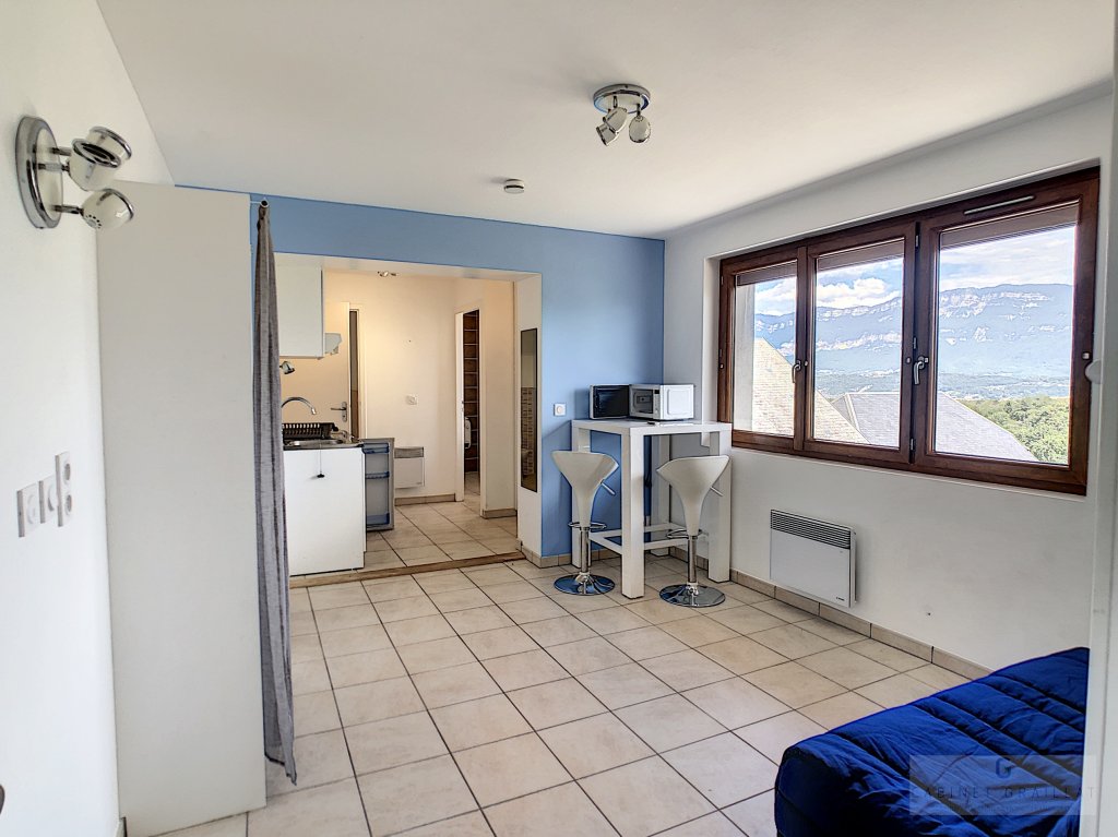 STUDIO A LOUER - LE BOURGET DU LAC - 25.22 m2 - 470 &euro; charges comprises par mois