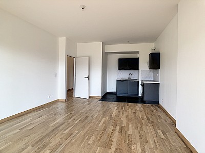 APPARTEMENT T2 A LOUER - CHAMBERY - 48.15 m2 - 899,09 &euro; charges comprises par mois