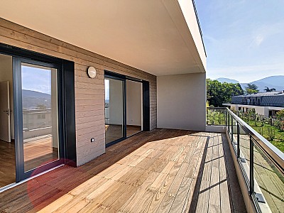 APPARTEMENT T2 A LOUER - CHAMBERY - 48.15 m2 - 899,09 &euro; charges comprises par mois