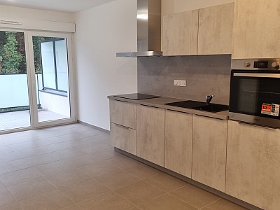 APPARTEMENT T2 A LOUER - CHAMBERY - 42.17 m2 - 835 &euro; charges comprises par mois