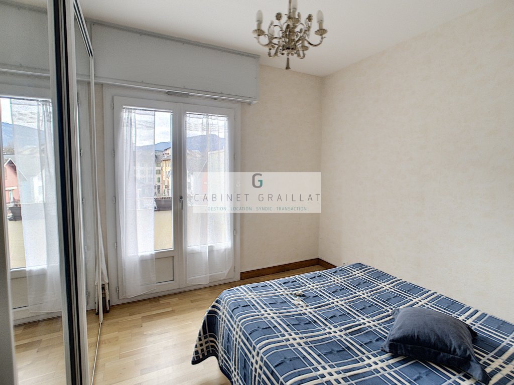 APPARTEMENT T2 A LOUER - CHAMBERY - 42.9 m2 - 735,75 &euro; charges comprises par mois