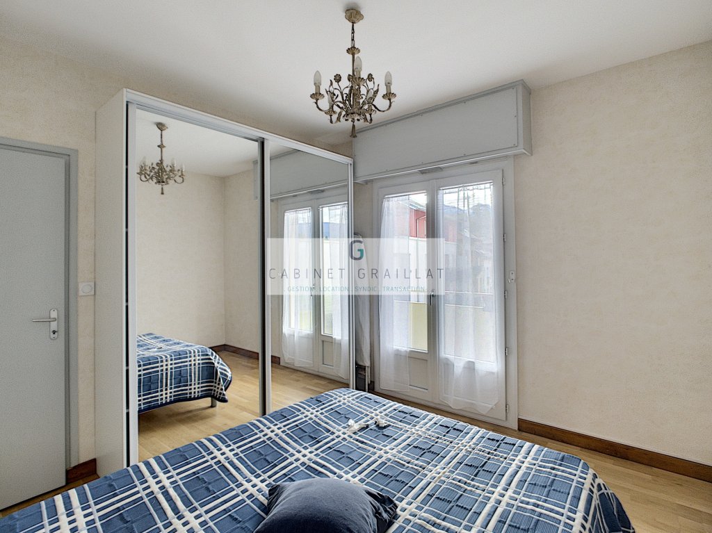 APPARTEMENT T2 A LOUER - CHAMBERY - 42.9 m2 - 735,75 &euro; charges comprises par mois