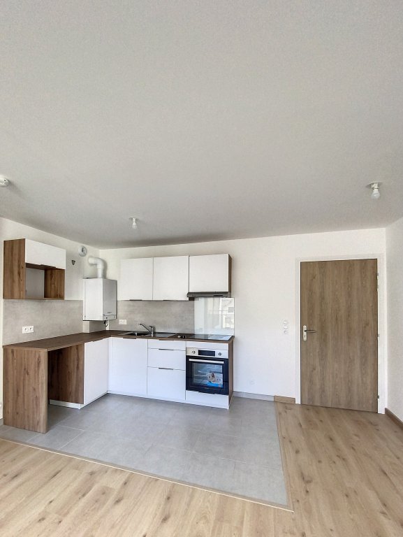 APPARTEMENT T2 A LOUER - ST ALBAN LEYSSE - 44 m2 - 775 &euro; charges comprises par mois