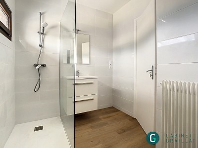 APPARTEMENT T3 A LOUER - CHAMBERY - 88 m2 - 1 200 € charges comprises par mois