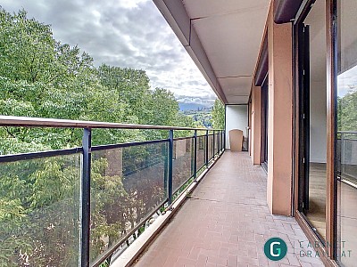 APPARTEMENT T3 A LOUER - CHAMBERY - 88 m2 - 1 200 € charges comprises par mois