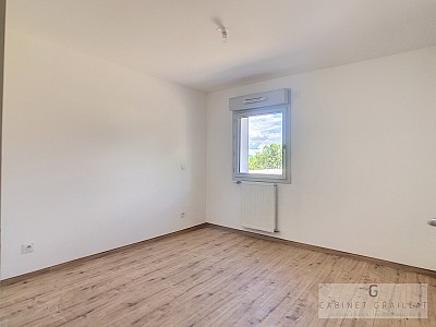 APPARTEMENT T3 A LOUER - LA MOTTE SERVOLEX - 72.3 m2 - 953,03 € charges comprises par mois