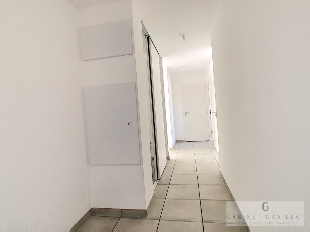 APPARTEMENT T3 A LOUER - LA MOTTE SERVOLEX - 72.3 m2 - 953,03 &euro; charges comprises par mois
