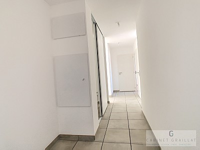 APPARTEMENT T3 A LOUER - LA MOTTE SERVOLEX - 72.3 m2 - 953,03 € charges comprises par mois