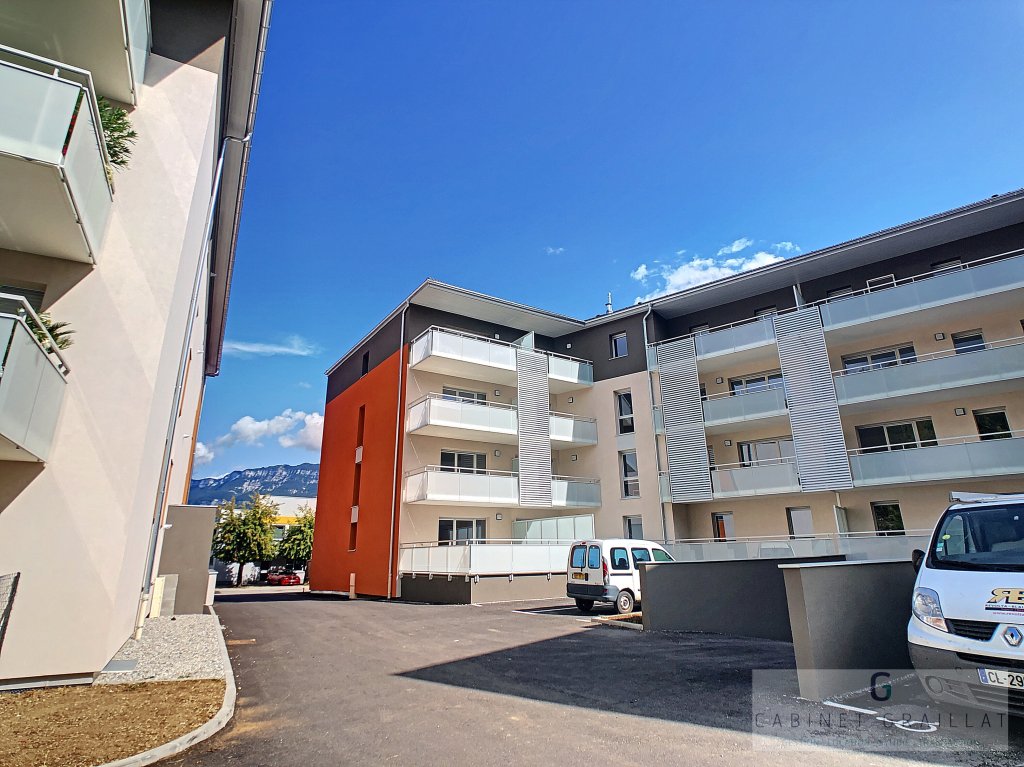APPARTEMENT T3 A LOUER - LA MOTTE SERVOLEX - 72.3 m2 - 953,03 &euro; charges comprises par mois