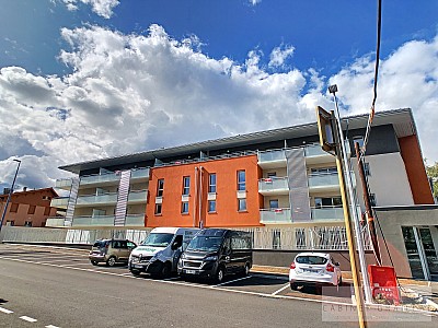 APPARTEMENT T3 A LOUER - LA MOTTE SERVOLEX - 72.3 m2 - 953,03 € charges comprises par mois