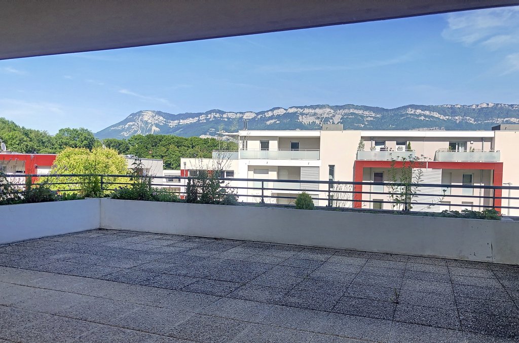 APPARTEMENT T3 A LOUER - LE BOURGET DU LAC - 76.85 m2 - 1 000 &euro; charges comprises par mois