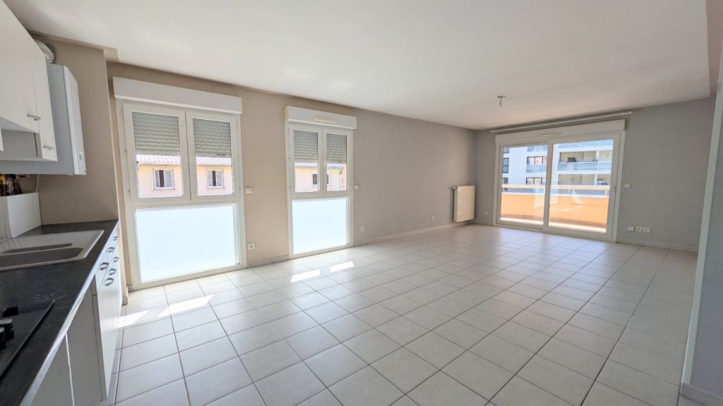 APPARTEMENT T3 A VENDRE - CHALLES LES EAUX - 69 m2 - 265 000 &euro;