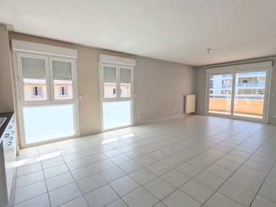 APPARTEMENT T3 A VENDRE - CHALLES LES EAUX - 69 m2 - 265 000 €