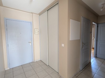 APPARTEMENT T3 A VENDRE - CHALLES LES EAUX - 69 m2 - 265 000 €