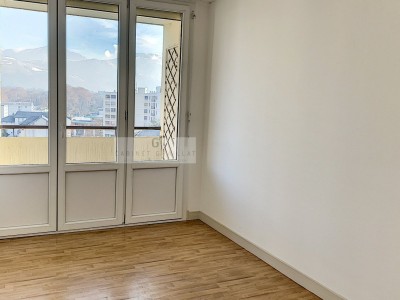 APPARTEMENT T3 A VENDRE - CHAMBERY - 53 m2 - 199 000 €