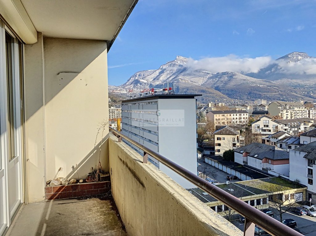 APPARTEMENT T3 A VENDRE - CHAMBERY - 53 m2 - 199 000 &euro;