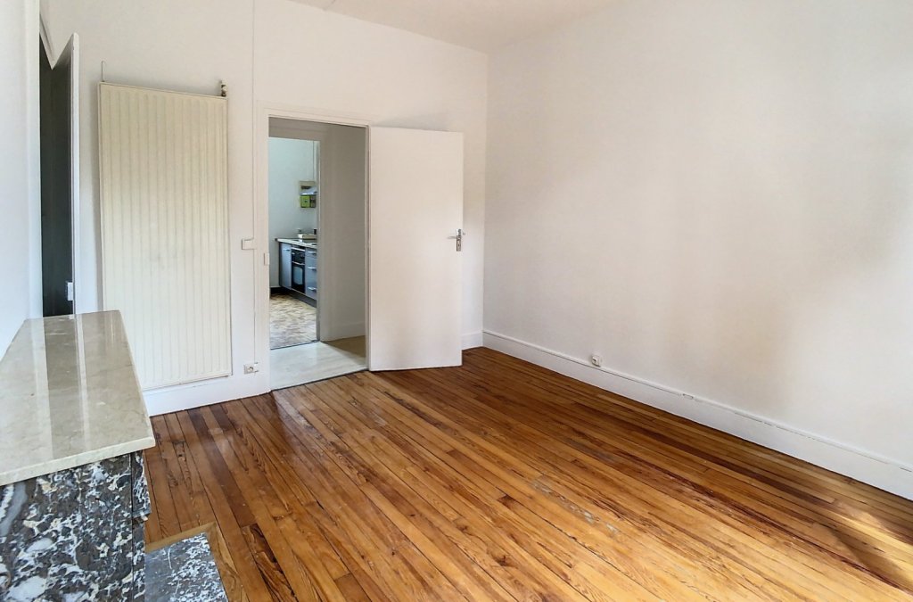 APPARTEMENT T3 A VENDRE - CHAMBERY - 62 m2 - 165 000 &euro;