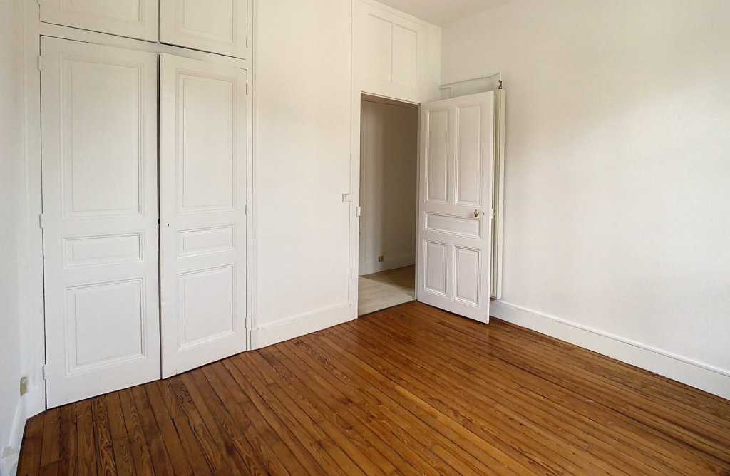 APPARTEMENT T3 A VENDRE - CHAMBERY - 62 m2 - 165 000 &euro;