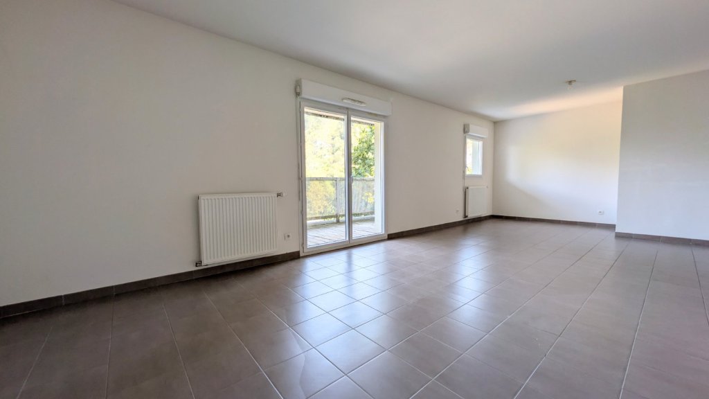 APPARTEMENT T3 A VENDRE - CHAMBERY - 65.74 m2 - 185 000 &euro;
