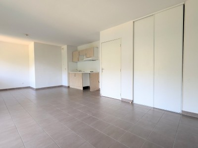 APPARTEMENT T3 A VENDRE - CHAMBERY - 65.74 m2 - 185 000 €