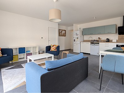 APPARTEMENT T4 A LOUER - CHAMBERY - 85.27 m2 - 1 427 € charges comprises par mois