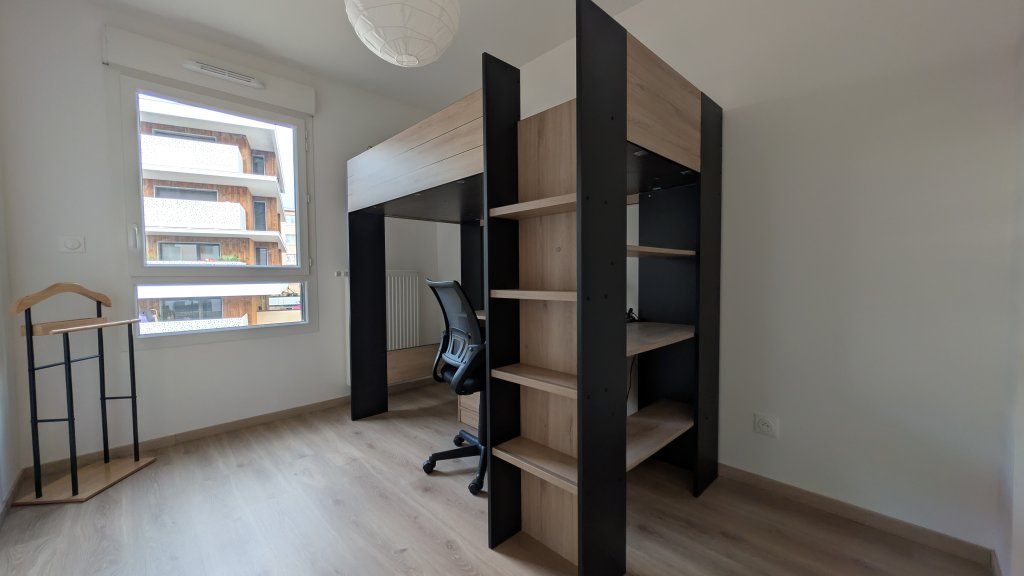 APPARTEMENT T4 A LOUER - CHAMBERY - 85.27 m2 - 1 427 &euro; charges comprises par mois