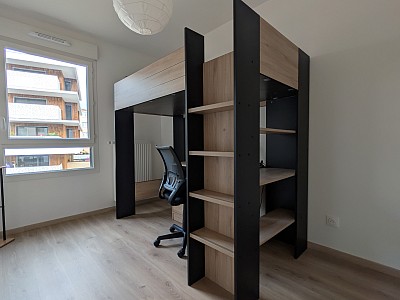 APPARTEMENT T4 A LOUER - CHAMBERY - 85.27 m2 - 1 427 € charges comprises par mois
