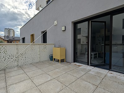 APPARTEMENT T4 A LOUER - CHAMBERY - 85.27 m2 - 1 427 € charges comprises par mois