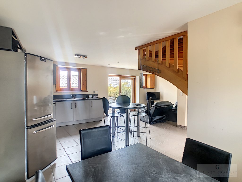 APPARTEMENT T4 A LOUER - LE BOURGET DU LAC - 84 m2 - 1 040,66 &euro; charges comprises par mois