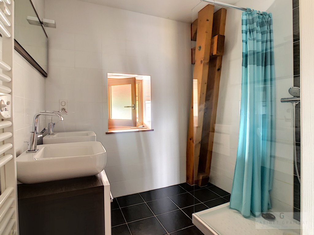 APPARTEMENT T4 A LOUER - LE BOURGET DU LAC - 84 m2 - 1 040,66 &euro; charges comprises par mois