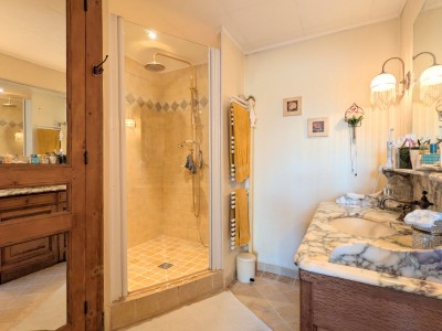APPARTEMENT T4 A VENDRE - CHAMBERY - 84.3 m2 - 380 000 €