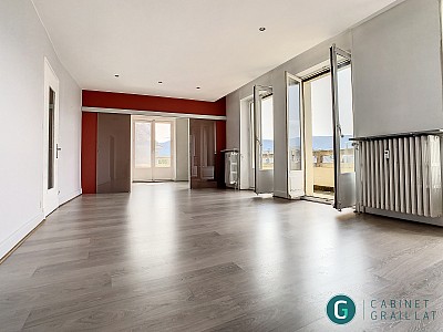 APPARTEMENT T5 A LOUER - CHAMBERY - 128.68 m2 - 1 455 € charges comprises par mois